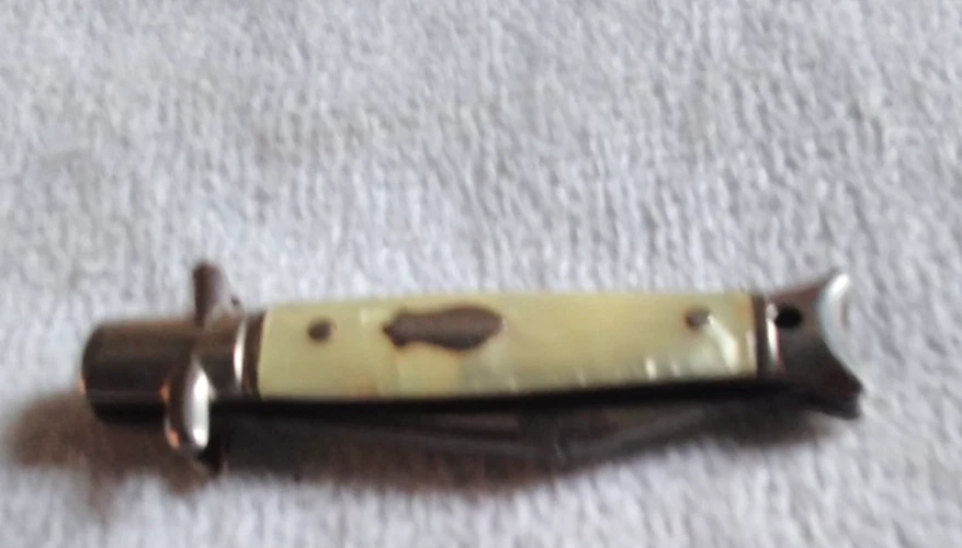 Altes kleines Taschenmesser Griff Perlmutt GR 4cm - Bild 2 von 4