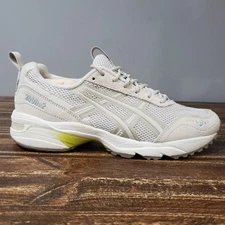 Asics Gel 1090 v2 Womens Size 10 Running Atheltic Shoes White