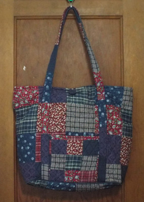 Ten Bears ''Quilted Country Tote'' Folksy 17x13 Multicolor 3-Pocket Zip Bag (AsIs)