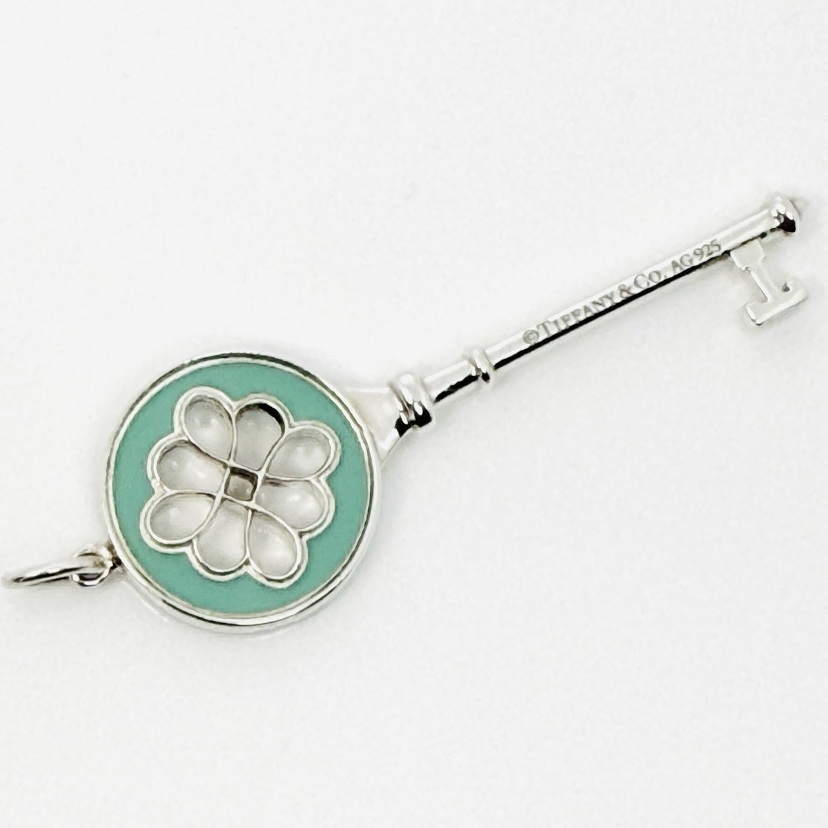 Tiffany &Co. 925スプーン Keito Tiffany & Co Blue Enamel Round Quatrefoil Daisy Flower Key Pendant