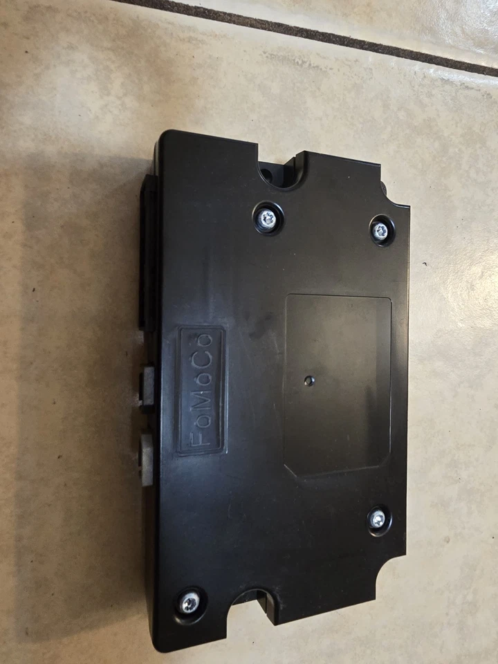 Модуль управления связью SYNC для Ford Mustang 2018-2023 годов выпуска - Изображение 2 из 4