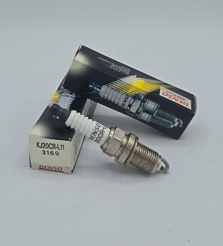 Lot of 2 NIB Denso 3169 U-Groove Spark Plugs-KJ20CRL11    SP-11