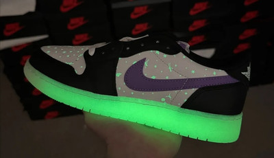 Big Kid's Jordan 1 Retro Low OG Black/Black Raspberry (HF0410 001) Size: 7Y