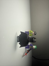 Lego Batman 2012 Batwing 6863 Minifigures
