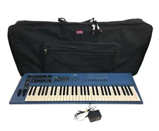 Yamaha CS1X 61-Key Digital Keyboard Synthesizer  With Gator Case *Please Read*
