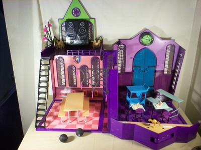 monster high high school playset