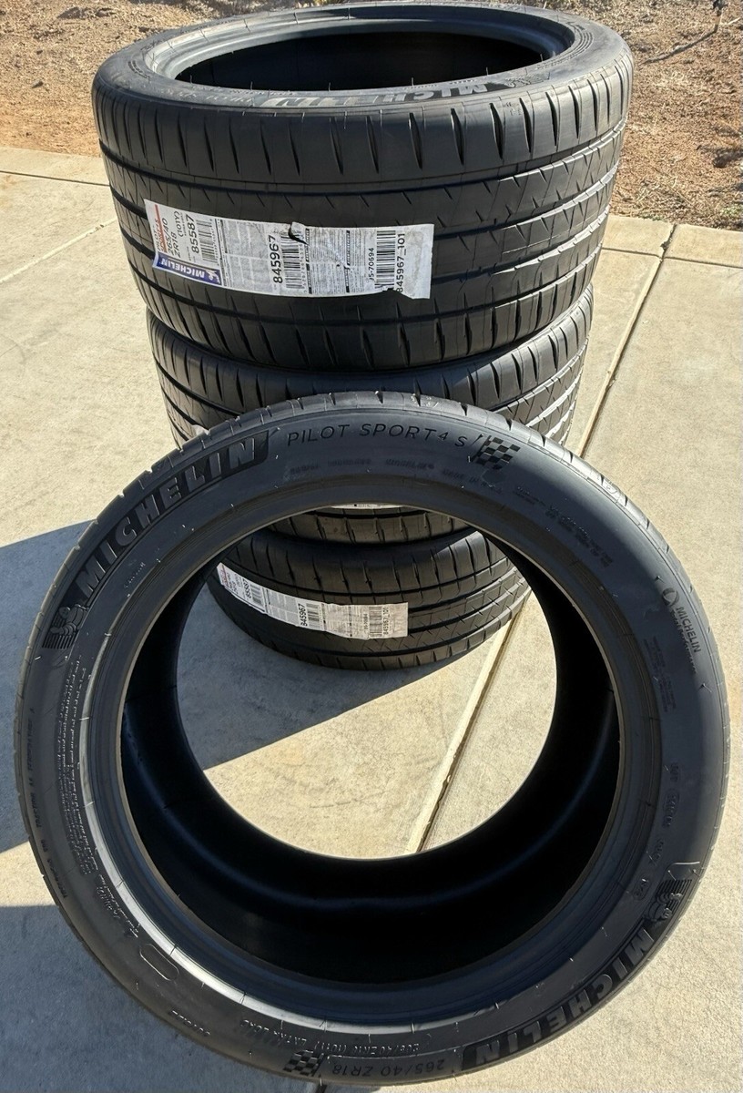 FOUR BRAND NEW 265/40ZR18 (101Y) Michelin Pilot Sport 4S PS4S