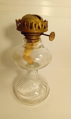 Antique Pedestal Oil Lamp without Globe 10" Tall 5" Base 3" Fitter - Picture 2 of 11