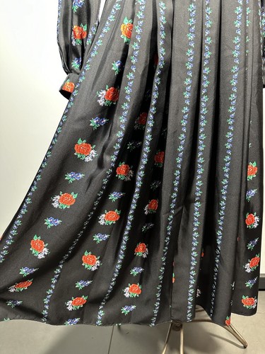 Neu mit Etikett Tory Burch Midi-Shirtkleid Erbstück gestreift Blumenmuster 100 % Seide schwarz Größe 6 - Bild 12 von 21