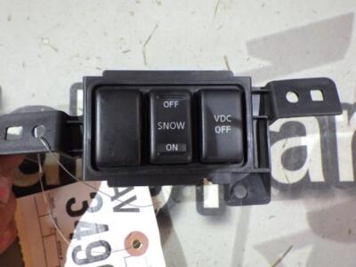 2005 - 2007 INFINITY FX35 3.5L AUTO AWD VDC OFF SWITCH SNOW ON/OFF TRACTION