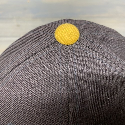 Vancouver Canucks Hat Fitted Mens 7 1/4 Black NHL Hockey Mitchell & Ness - Picture 8 of 8