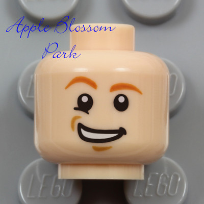 NEW Lego Light FLESH CHILD MINIFIG HEAD -Boy Girl Happy Smile Smirk Kid Sly Grin