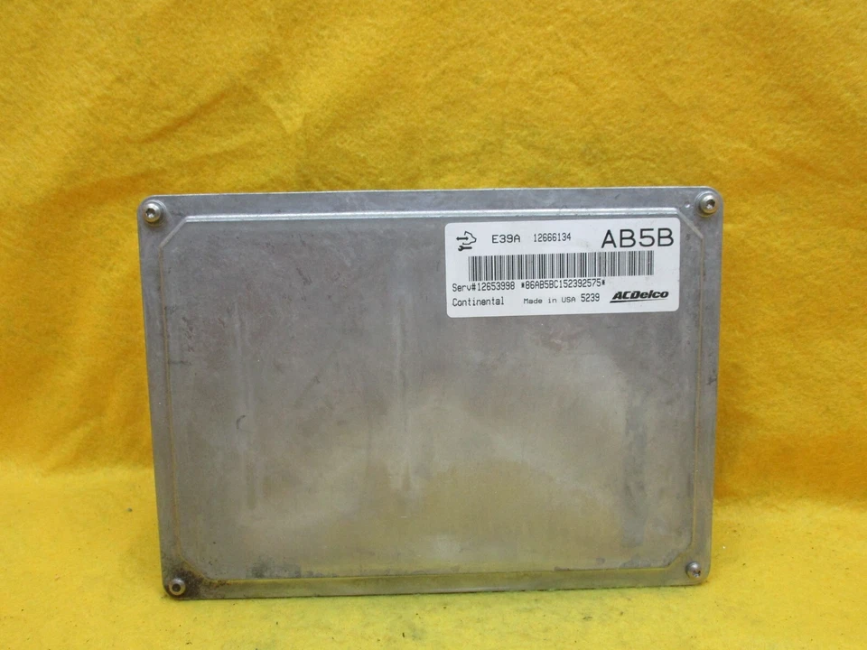 13 14 15 2013 2014 2015 Chevrolet Camaro GM PC ECM ECU # 12653998 - Imagem 3 de 4