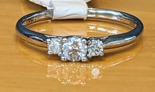 9CT WHITE GOLD 0.25CT DIAMOND TRILOGY RING Size M. RRP £500