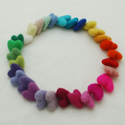 100% Wollfilz Herzen - 3 cm - verschiedene Farben und Mengen - Bastelbedarf