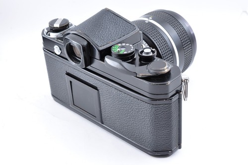 Nikon F2 Eyelevel DE-1 Film Camera & Ai Zoom-NIKKOR 28-45mm f/4.5 lens #401001 - Picture 3 of 24