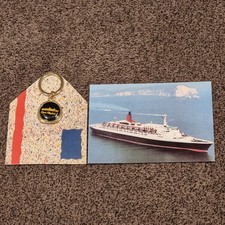 QUEEN ELIZABETH 2 (QE2) - Cunard Line BLACK KEY RING & POSTCARD
