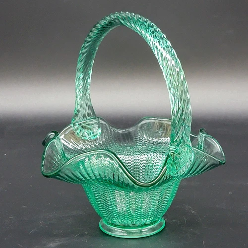 Fenton Basket Textured Zig Zag Pattern Ribbed Green Glass Twisted Handle  7.25"T