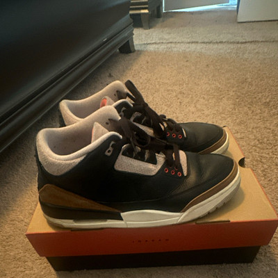 Air Jordan 3 Desert Elephant Men s Low Top Lace-Up Athletic Sneakers 