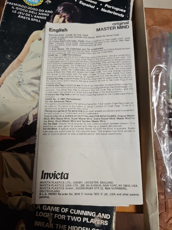 VINTAGE Original Mastermind Game 1972 100% COMPLETE! Good CONDITION INVICTA - Image 4 of 4