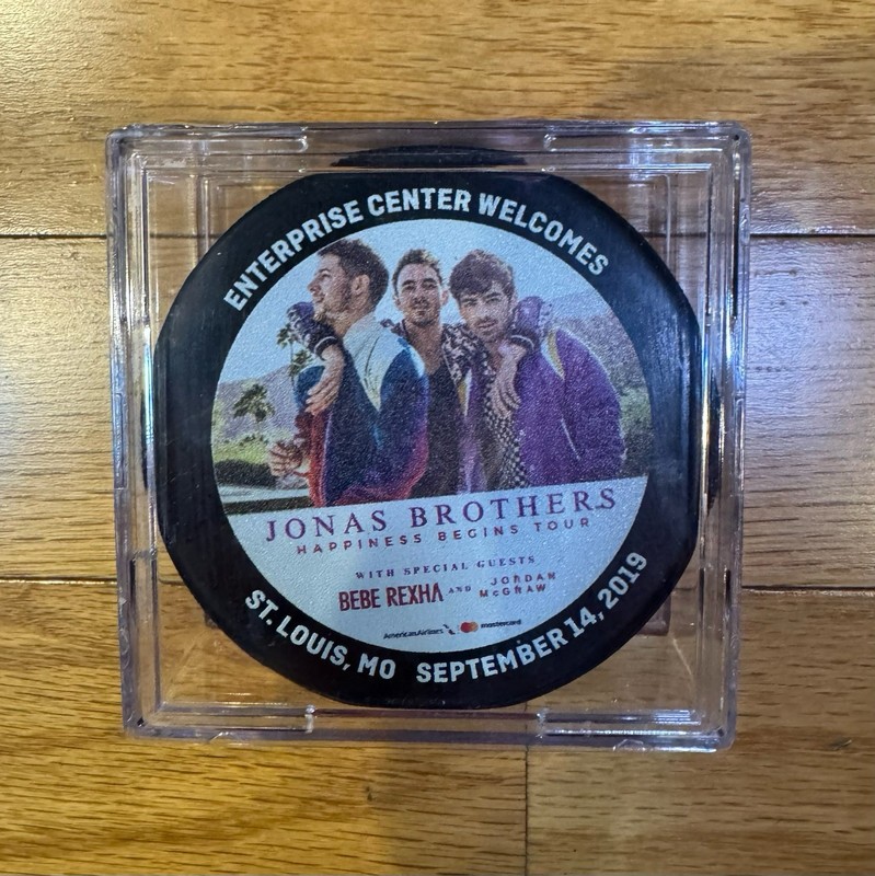 Jonas Brothers Hockey Puck St Louis RARE