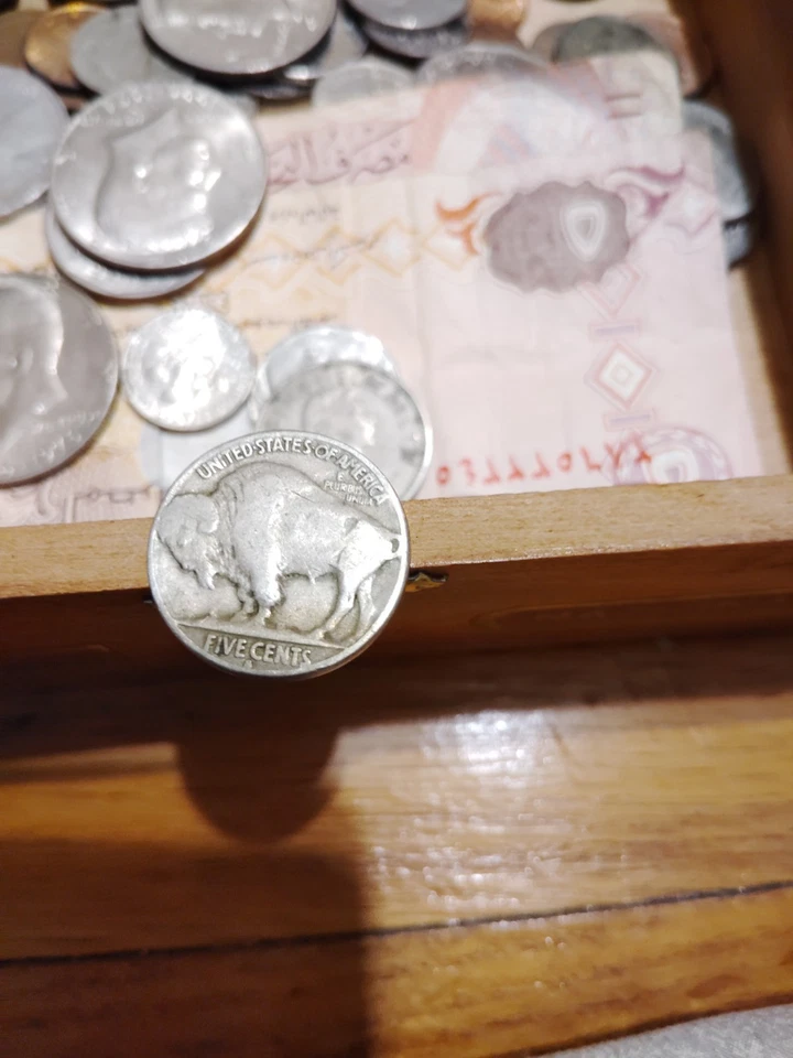 Raro Indian Head Buffalo Nickel sin marca de ceca sin fecha y error en el borde Liberty Foto 2 de 2