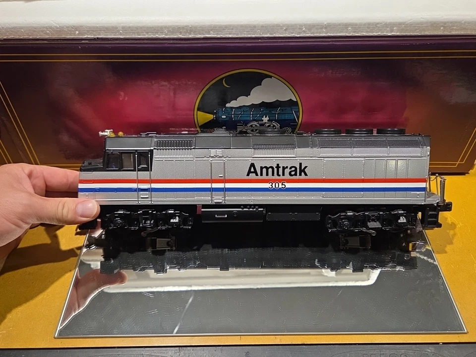 MTH Premier Amtrak #305 F40PH Diesel Engine - With Dallee E Unit 20-2147LP - Image 3 of 4