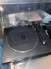 Denon DP-300F Turntable Black 33.3/45RPM Dust Cover
