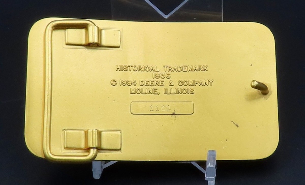 1984 JOHN DEERE Belt Buckle 1936 Historical Trademark 24  display picture 2