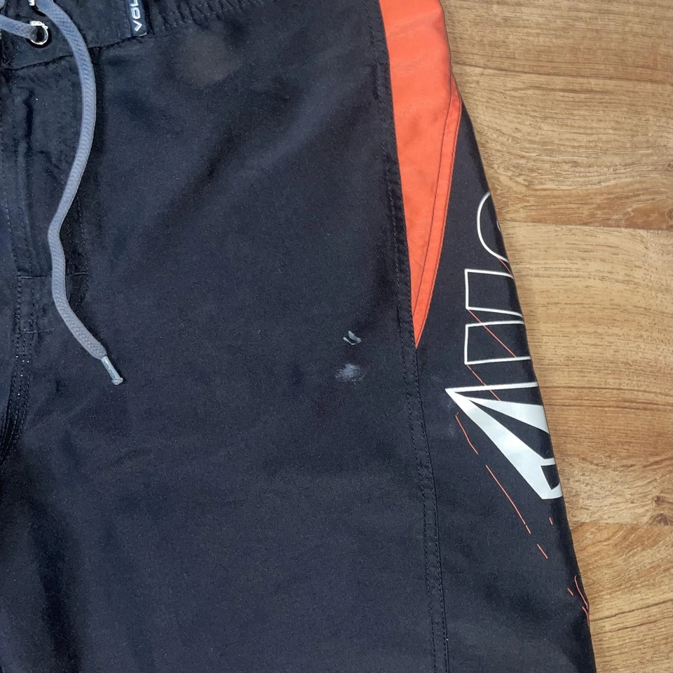 Bañador Volcom Board Shorts Para Hombre Grande Negro Naranja Tecnología Moduladora Foto 3 de 4