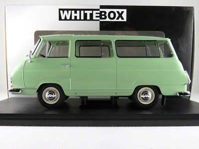 WhiteBox WB124176 Skoda 1203 Bus (1968) in hellgrün 1:24 NEU/OVP