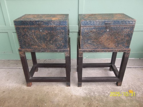ONE! Rare Ronita Smith Collection Hand Engraved Metal & Wood Box Chest on Stand