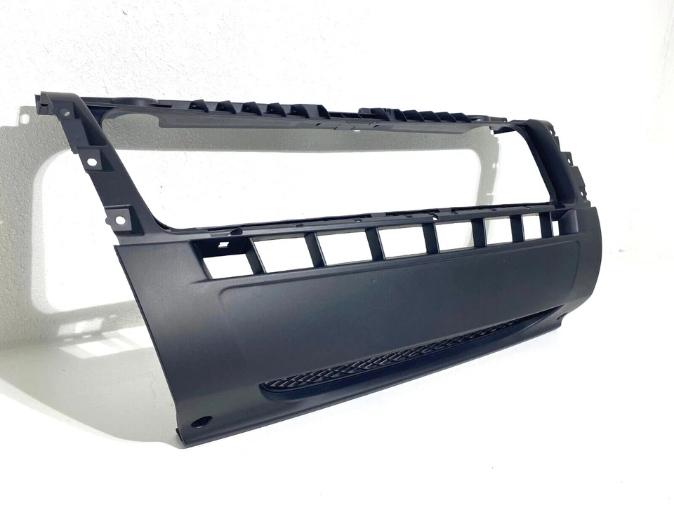 Parachoques delantero Ram Promaster 2019-2022 cubierta central camioneta local Foto 2 de 4