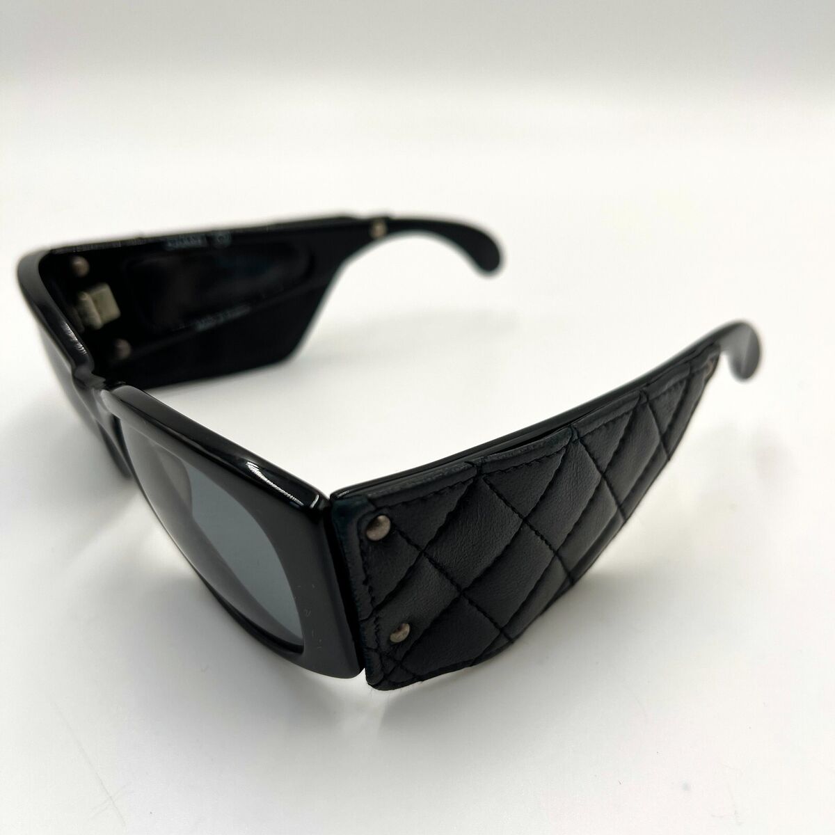 CHANEL Matelasse Sunglasses Black Quilted Design 1987 Auth CHANEL Matelasse Sunglasses Black Quilted Design 1987 Auth