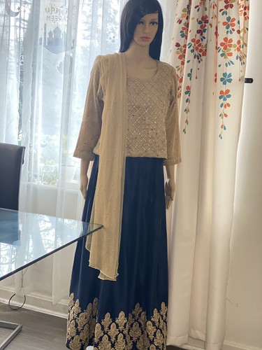 Pakistanische blaue Satin Sharara/Lehnga mit kurzer hellbrauner Bluse Partykleidung Damen