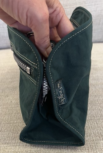 Tumi nuovo con etichette Kipling verde bordo medio cosmetici tote pochette Chantal Monkey Charm - Foto 3 di 6