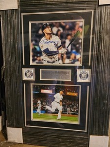 MLB New York Yankees Giancarlo Stanton Signed Autographed 8x10 Photo  *SALE*
