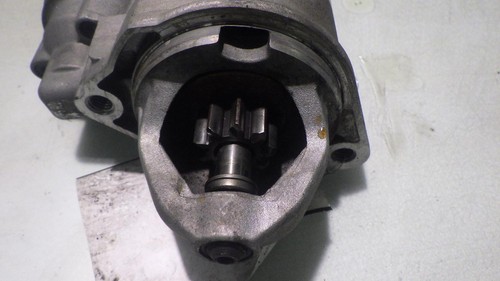 02 BMW 745i Starter - Picture 4 of 9