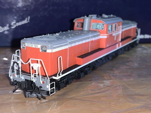 Locomotora diésel Tenshodo 73002 DD51 a medio plazo región fría sonido cuántico HO 20 | Zustand: Used