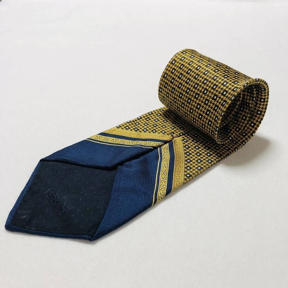 Excelente Estado GIANNI VERSACE Corbata Cuadrada Pata de Gallo Meandro Griego 100 Seda Foto 4 de 4