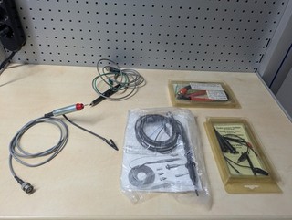 Funktechnik diverse Kabel Tastköpfe siehe original Fotos
