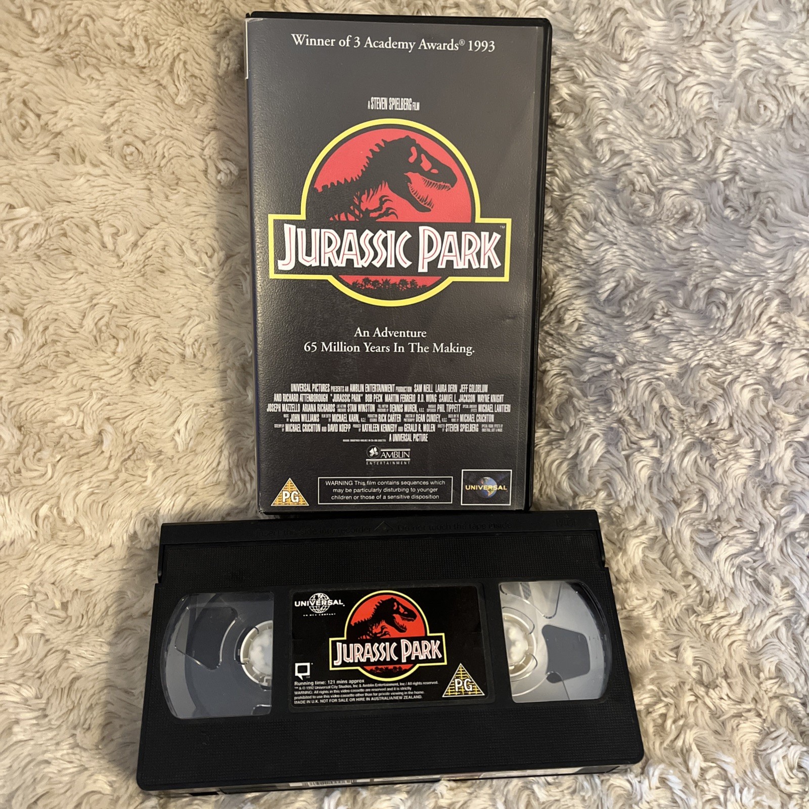 JURASSIC PARK (1993) - Steven Spielberg - VHS Video - UNIVERSAL - UK / PAL.