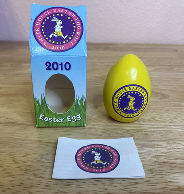 White House 2010 Easter Egg Roll Barack & Michelle Obama- Yellow w/ purple print