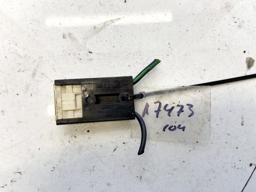 8a0937530 Sicherungen  Skoda Superb DE1518916-51