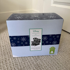 Scentsy Disney Christmas Warmer Mickey Mouse and Minnie Mouse Character Theme