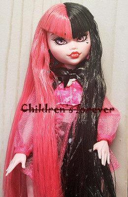 Monster High Draculaura G3 Doll 11'' Mattel Articulated Collectors