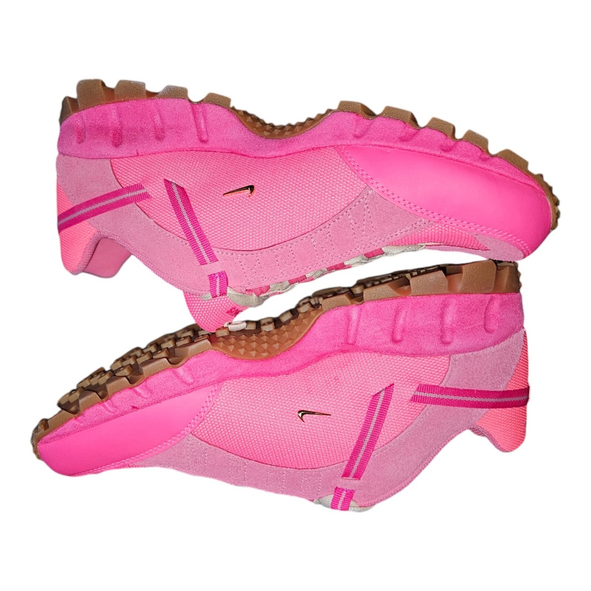 Jacquemus × Nike Women's Air Humara LX The Jacquemus x Nike Air Humara LX Pink Drops December 9th