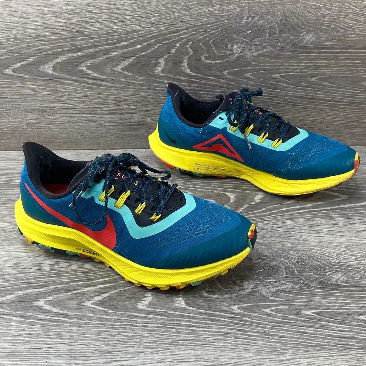 nike women's air zoom pegasus 36 running shoes black yellow green