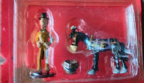 Lucky Luke & Plastoy - Figurines de collection - Dandy, Cheval, Baquet a eau - Imagen 2 de 3