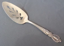 Vintage Rogers Bros Heritage Pie Server IS Silver Plated Floral Pattern